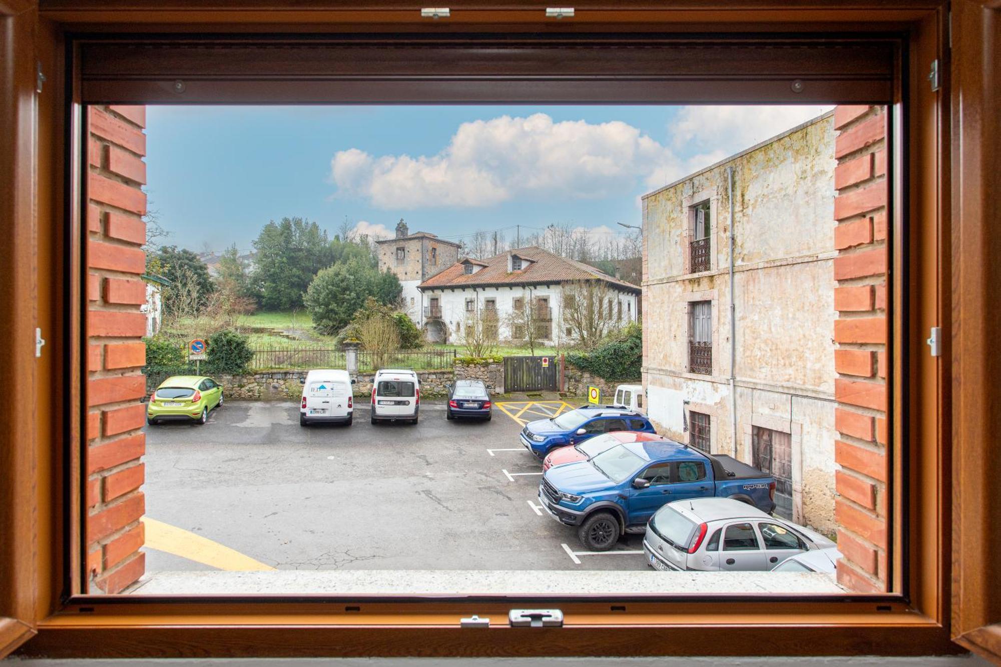 La Plaza De Cangas Apartamento Turistico Onís المظهر الخارجي الصورة